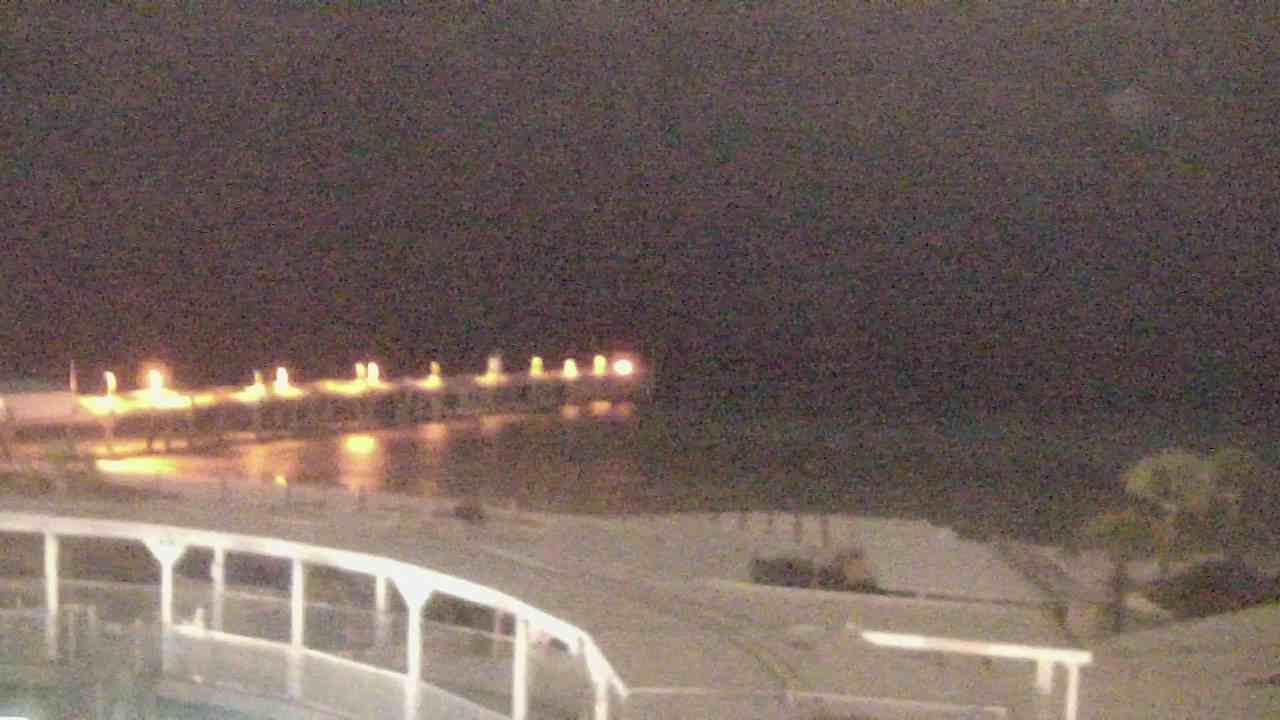 Thumbnail for current weather camera view from The Gulfarium in Fort Walton Beach, Florida