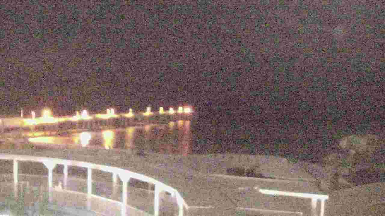 Thumbnail for current weather camera view from The Gulfarium in Fort Walton Beach, Florida