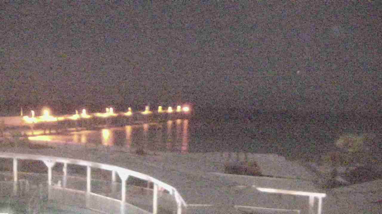 Thumbnail for current weather camera view from The Gulfarium in Fort Walton Beach, Florida