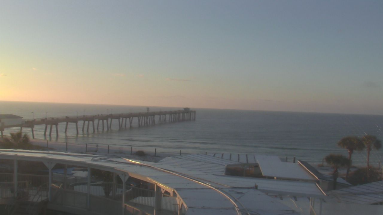 Thumbnail for current weather camera view from The Gulfarium in Fort Walton Beach, Florida