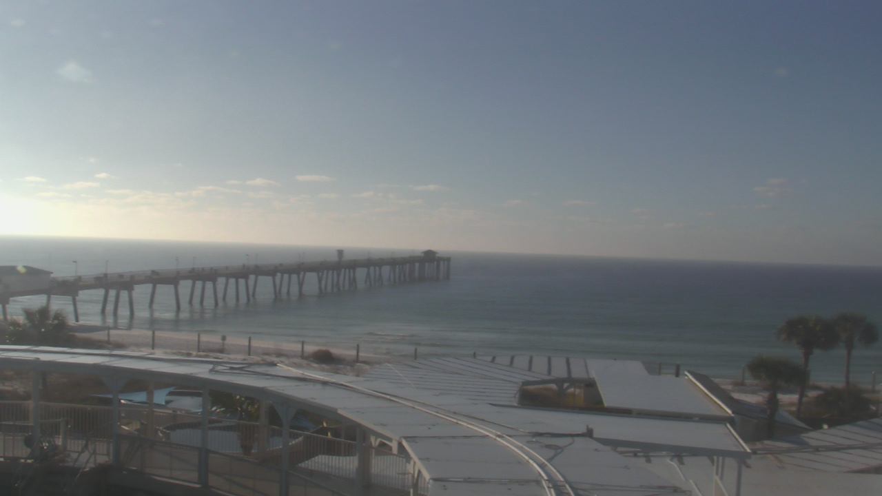 Thumbnail for current weather camera view from The Gulfarium in Fort Walton Beach, Florida