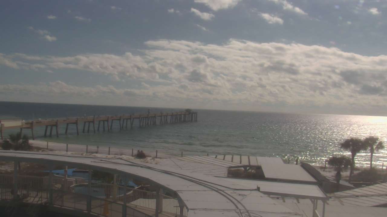 Thumbnail for current weather camera view from The Gulfarium in Fort Walton Beach, Florida