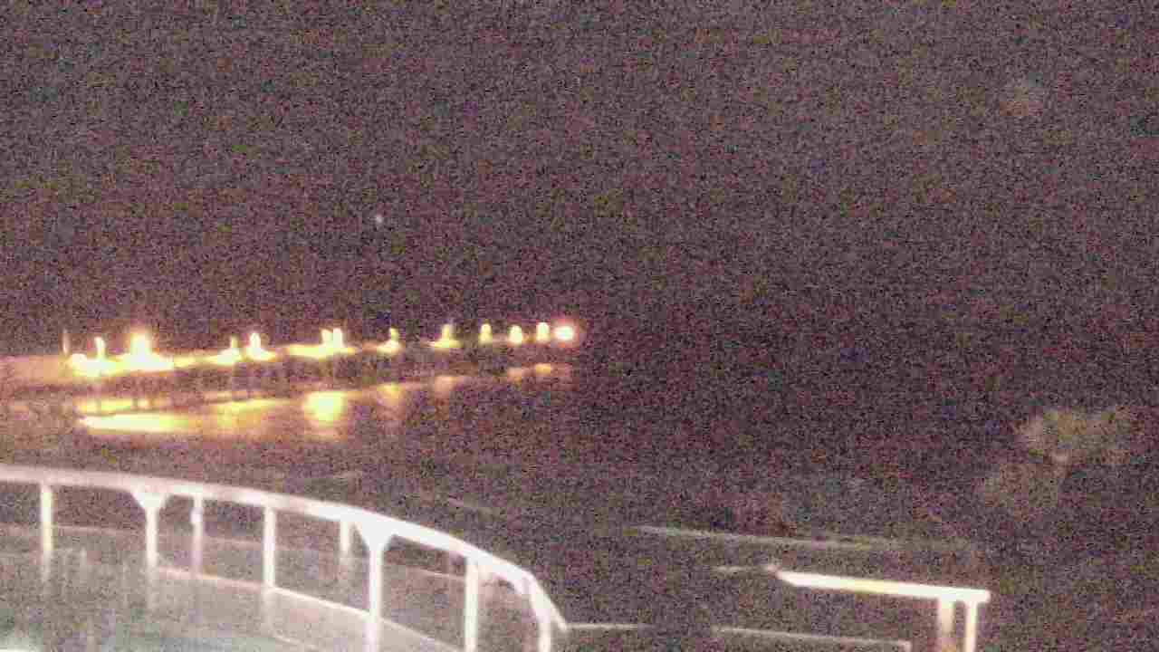 Thumbnail for current weather camera view from The Gulfarium in Fort Walton Beach, Florida