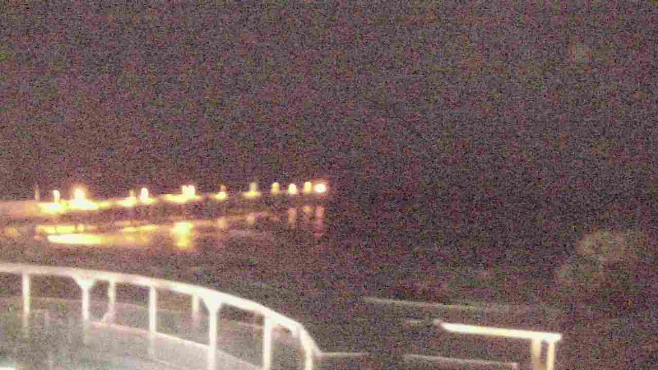 Thumbnail for current weather camera view from The Gulfarium in Fort Walton Beach, Florida