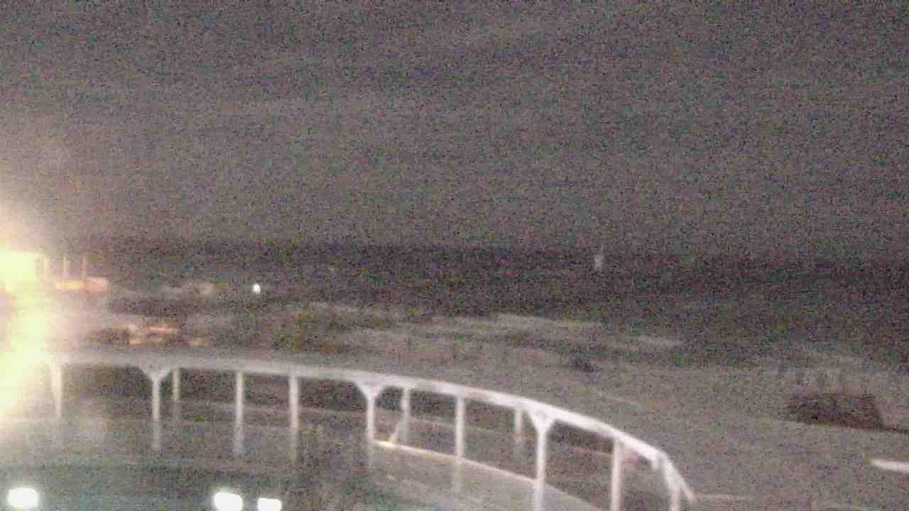 Thumbnail for current weather camera view from The Gulfarium in Fort Walton Beach, Florida