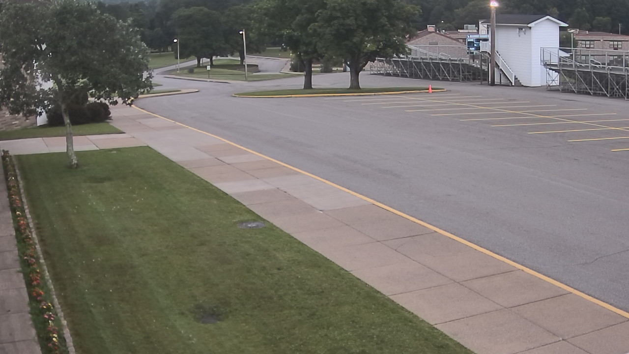 Thumbnail for current weather camera view from Allegheny Clarion Valley SHS in Richland Township, Pennsylvania