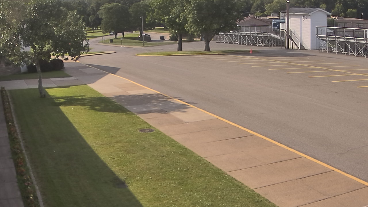 Thumbnail for current weather camera view from Allegheny Clarion Valley SHS in Richland Township, Pennsylvania