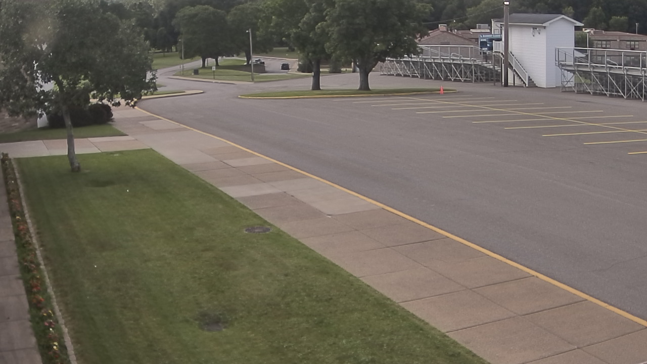 Thumbnail for current weather camera view from Allegheny Clarion Valley SHS in Richland Township, Pennsylvania