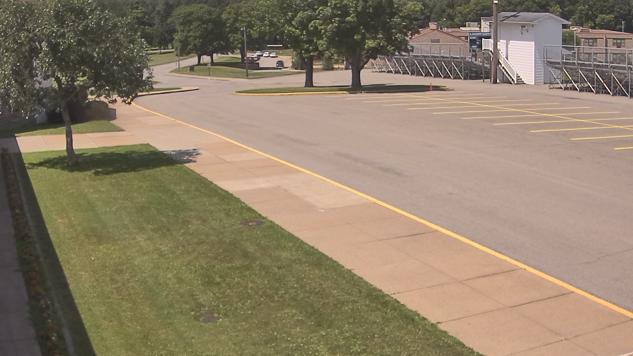 Thumbnail for current weather camera view from Allegheny Clarion Valley SHS in Richland Township, Pennsylvania