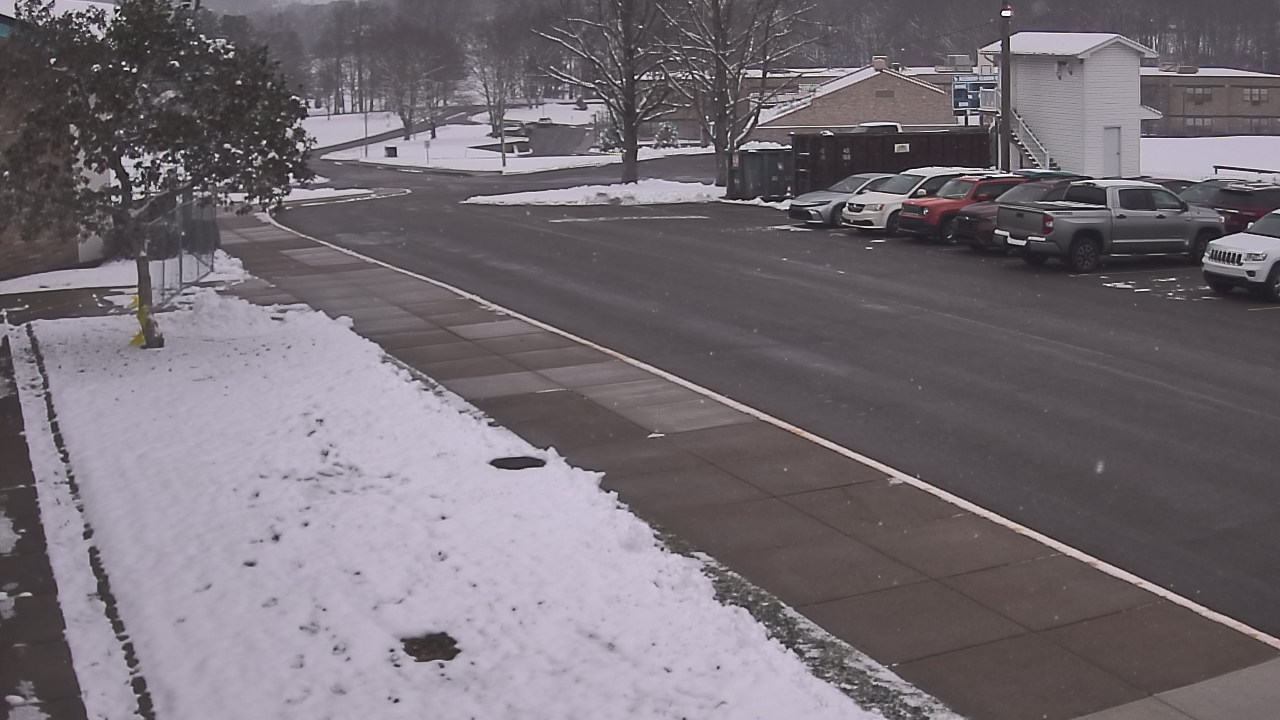 Thumbnail for current weather camera view from Allegheny Clarion Valley SHS in Richland Township, Pennsylvania