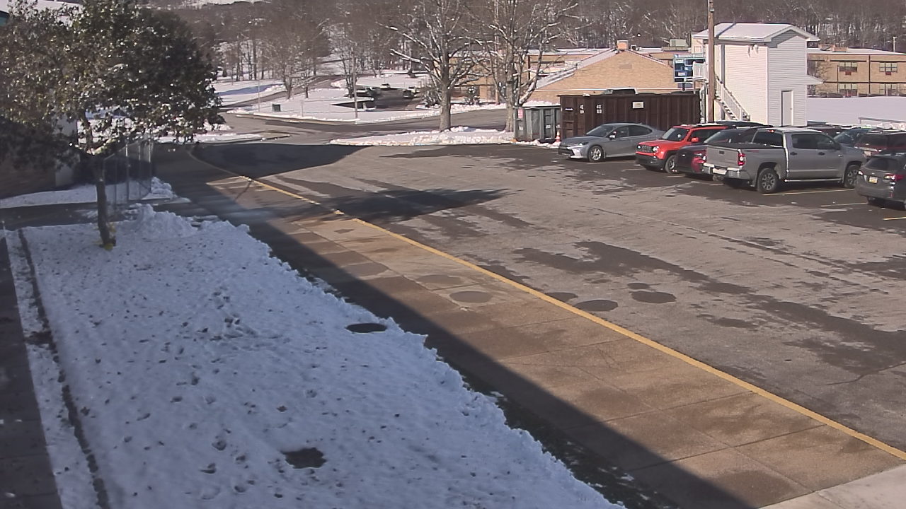 Thumbnail for current weather camera view from Allegheny Clarion Valley SHS in Richland Township, Pennsylvania