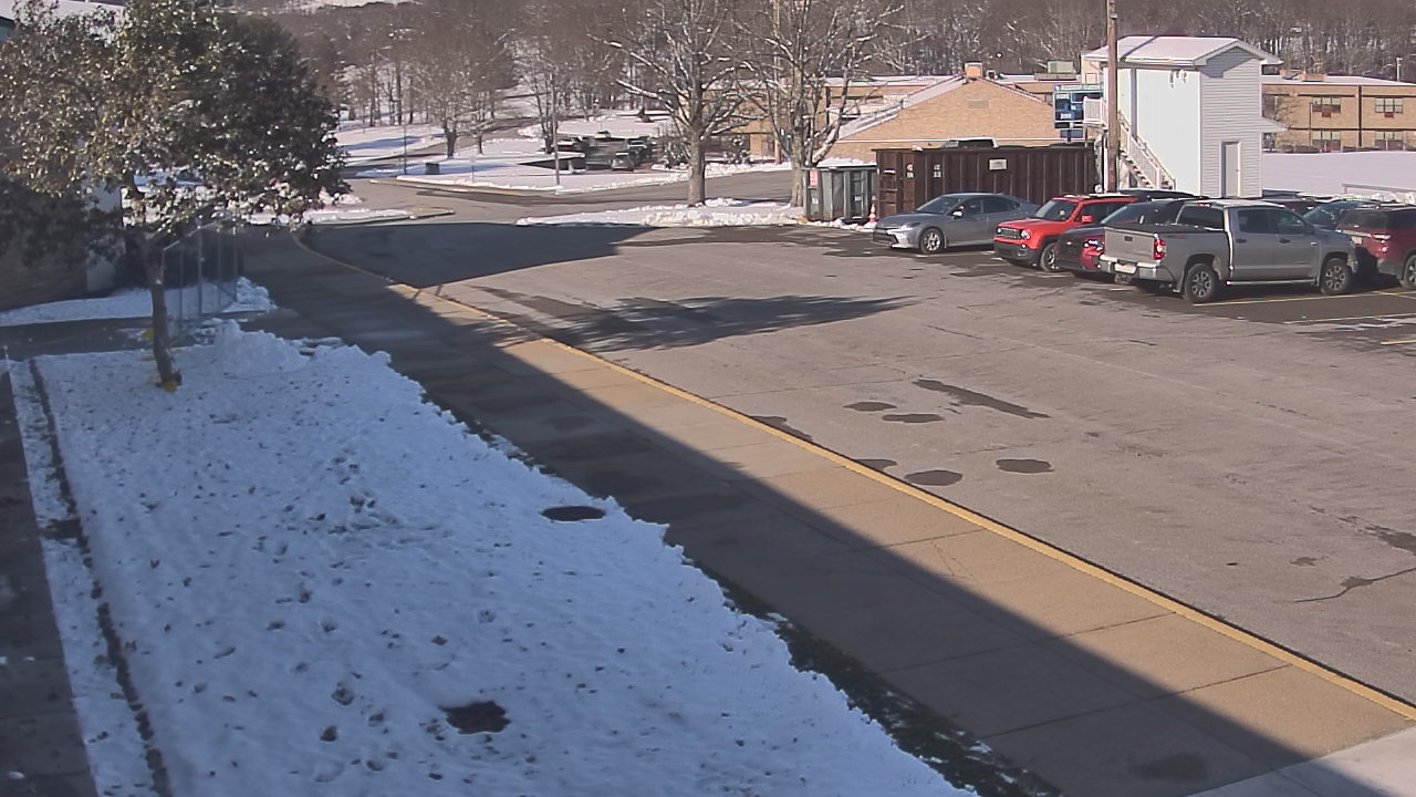 Thumbnail for current weather camera view from Allegheny Clarion Valley SHS in Richland Township, Pennsylvania