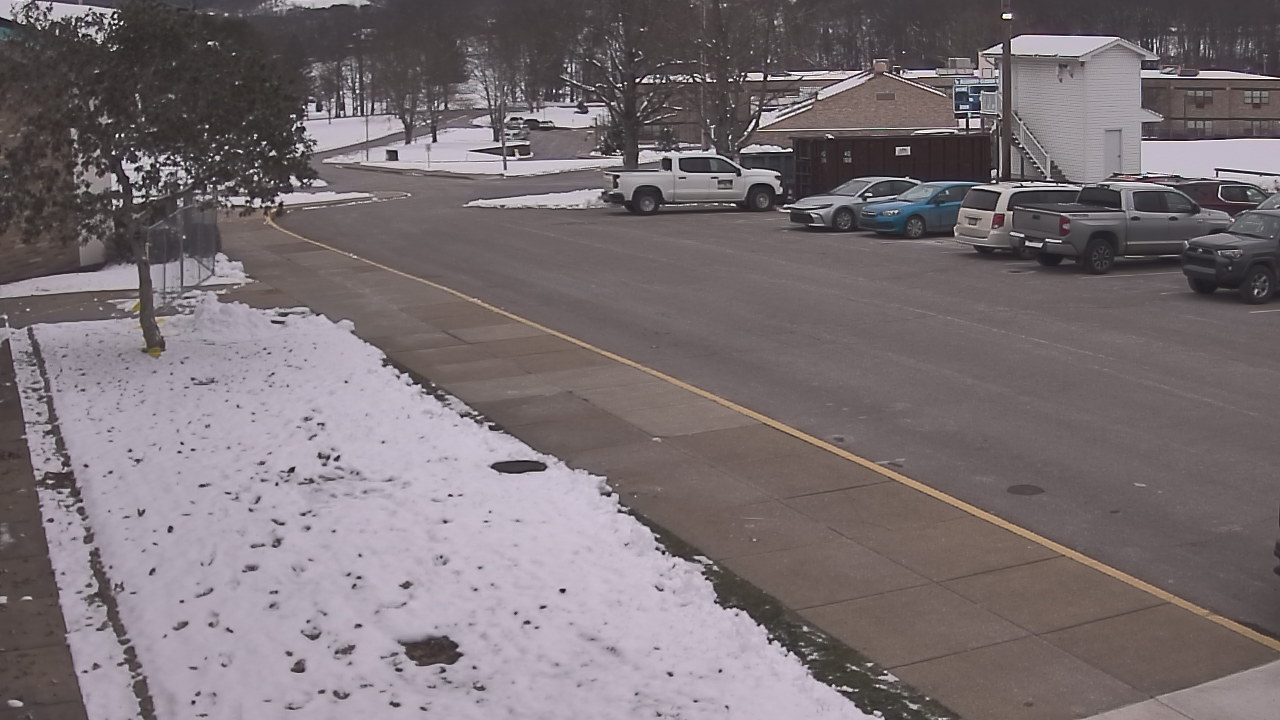 Thumbnail for current weather camera view from Allegheny Clarion Valley SHS in Richland Township, Pennsylvania