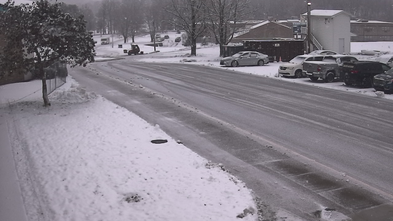 Thumbnail for current weather camera view from Allegheny Clarion Valley SHS in Richland Township, Pennsylvania