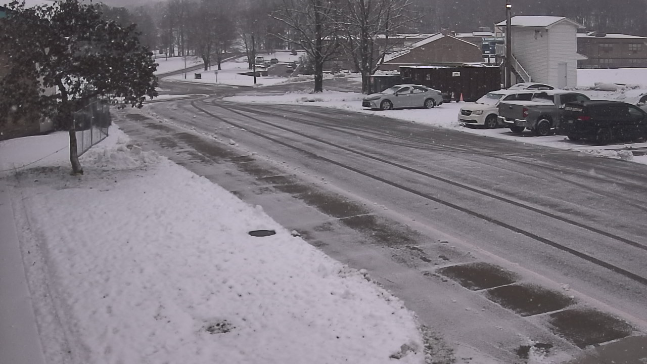 Thumbnail for current weather camera view from Allegheny Clarion Valley SHS in Richland Township, Pennsylvania