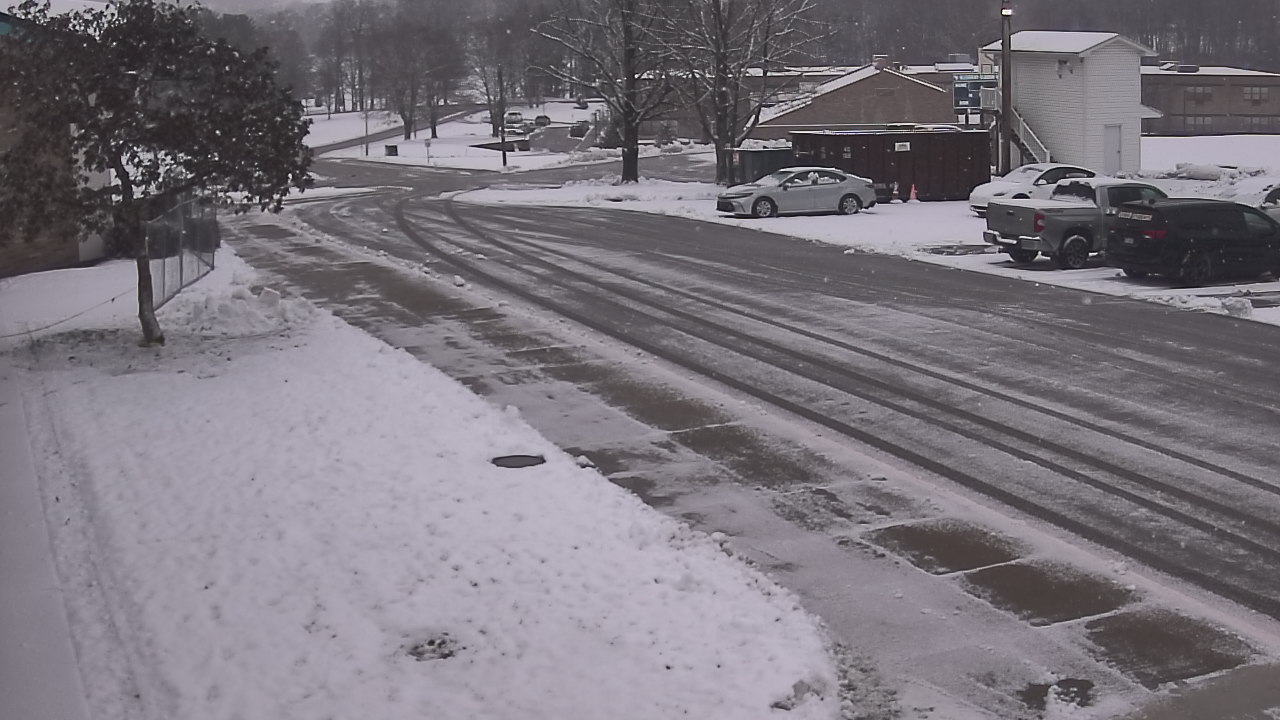 Thumbnail for current weather camera view from Allegheny Clarion Valley SHS in Richland Township, Pennsylvania