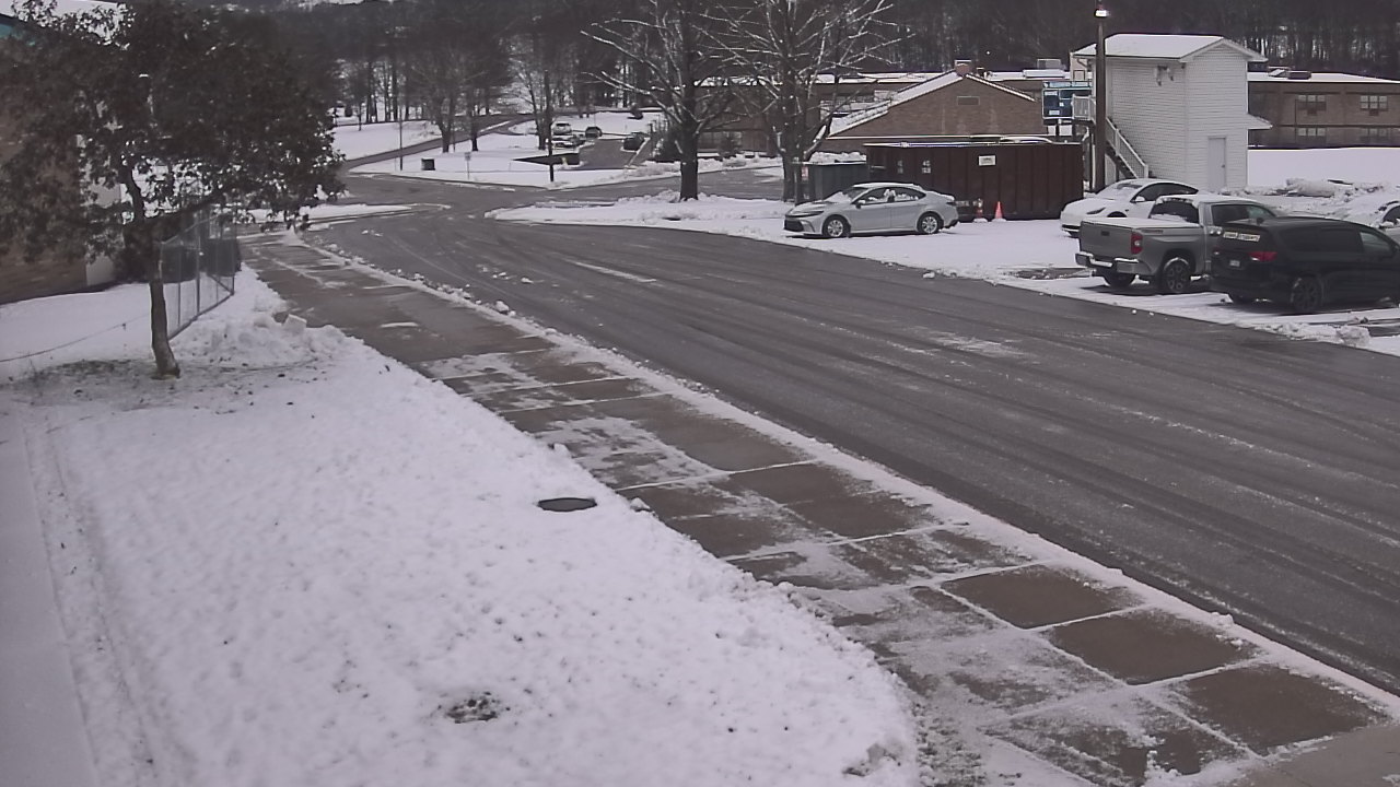 Thumbnail for current weather camera view from Allegheny Clarion Valley SHS in Richland Township, Pennsylvania