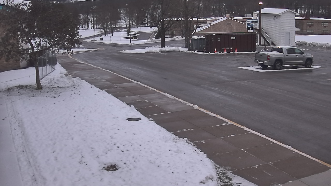 Thumbnail for current weather camera view from Allegheny Clarion Valley SHS in Richland Township, Pennsylvania