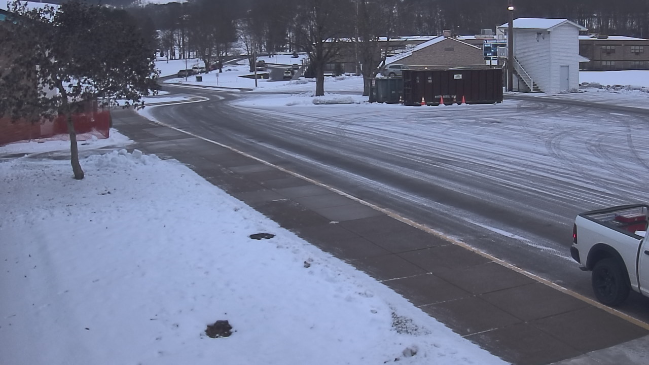 Thumbnail for current weather camera view from Allegheny Clarion Valley SHS in Richland Township, Pennsylvania
