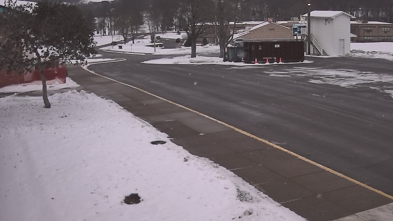 Thumbnail for current weather camera view from Allegheny Clarion Valley SHS in Richland Township, Pennsylvania