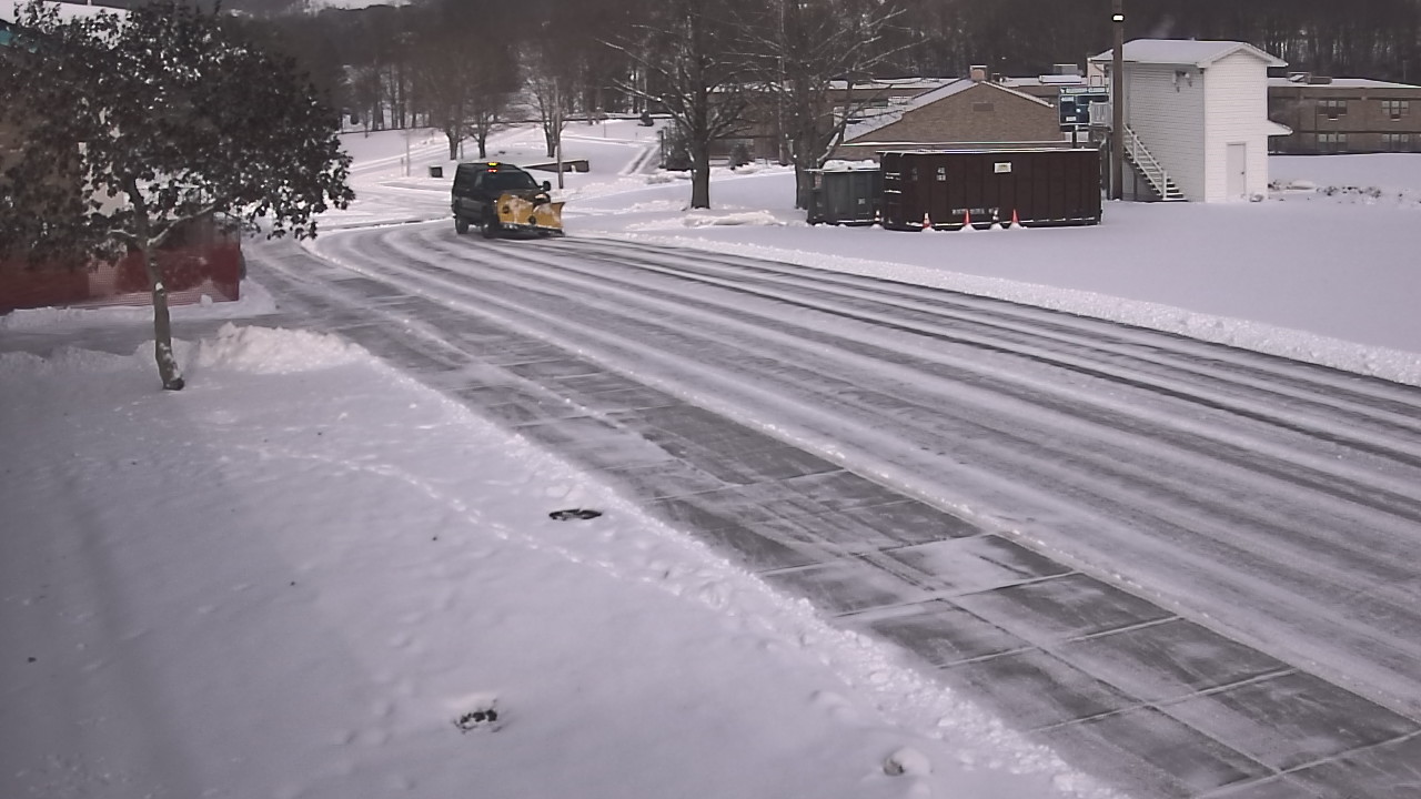 Thumbnail for current weather camera view from Allegheny Clarion Valley SHS in Richland Township, Pennsylvania
