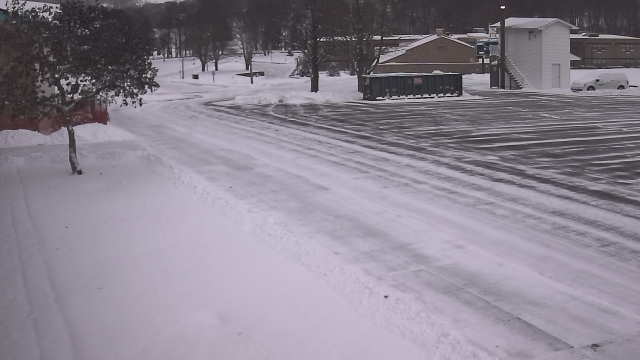 Thumbnail for current weather camera view from Allegheny Clarion Valley SHS in Richland Township, Pennsylvania