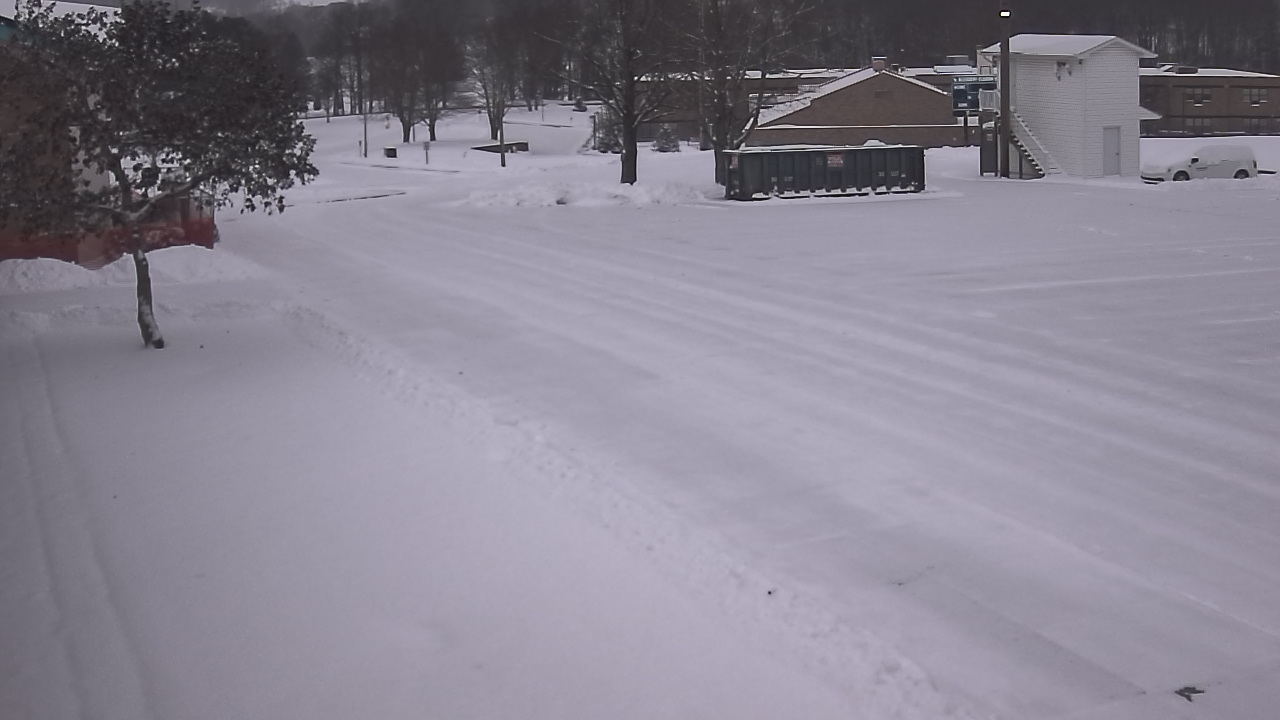Thumbnail for current weather camera view from Allegheny Clarion Valley SHS in Richland Township, Pennsylvania