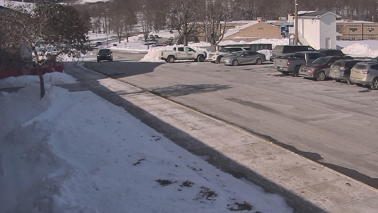 Thumbnail for current weather camera view from Allegheny Clarion Valley SHS in Richland Township, Pennsylvania