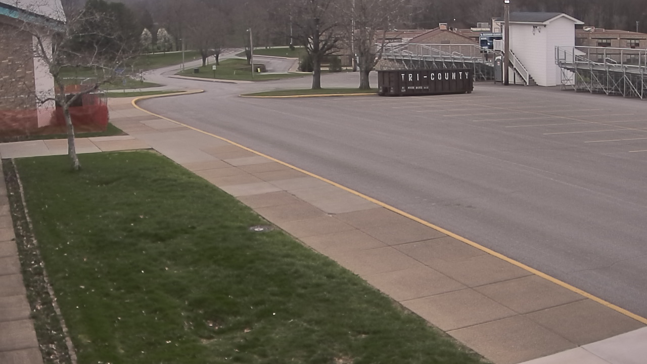 Thumbnail for current weather camera view from Allegheny Clarion Valley SHS in Richland Township, Pennsylvania