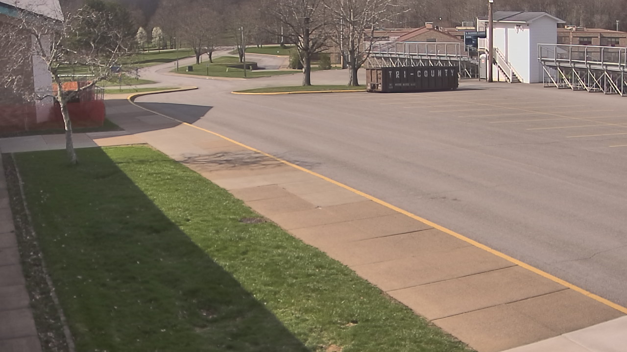 Thumbnail for current weather camera view from Allegheny Clarion Valley SHS in Richland Township, Pennsylvania