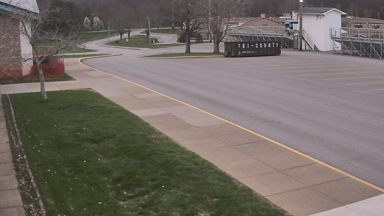 Thumbnail for current weather camera view from Allegheny Clarion Valley SHS in Richland Township, Pennsylvania