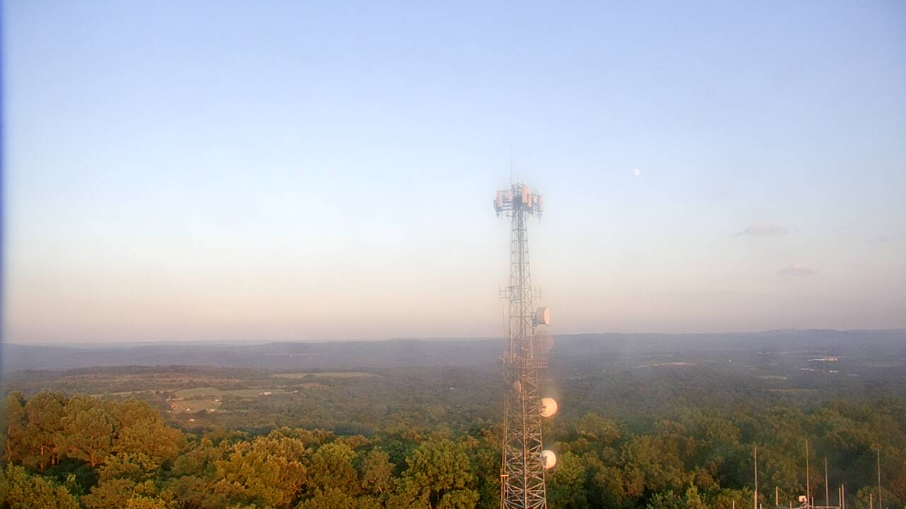 Thumbnail for current weather camera view from Kessler Mountain in Fayetteville, Arkansas