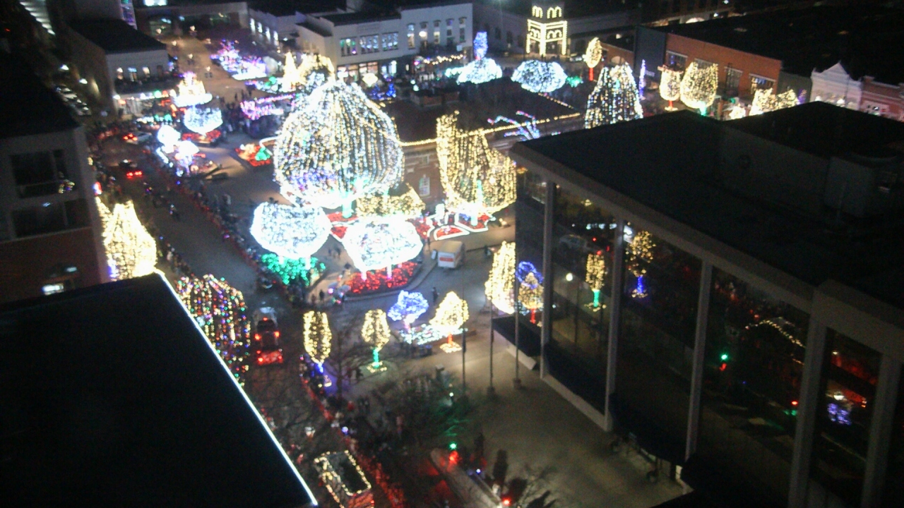 Thumbnail for current weather camera view from The Graduate Hotel in Fayetteville, Arkansas