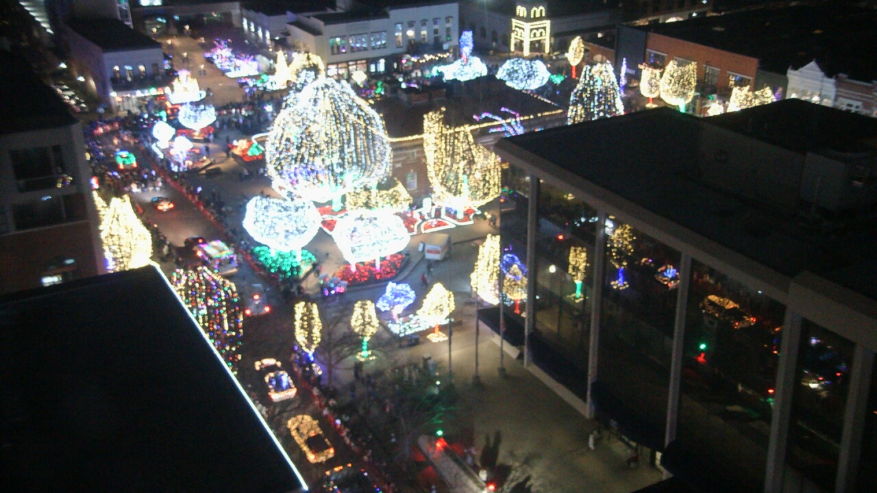 Thumbnail for current weather camera view from The Graduate Hotel in Fayetteville, Arkansas