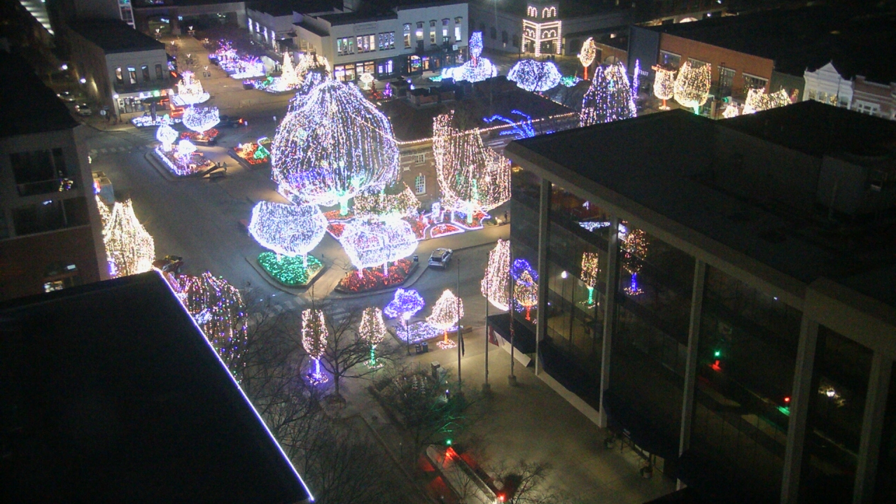 Thumbnail for current weather camera view from The Graduate Hotel in Fayetteville, Arkansas