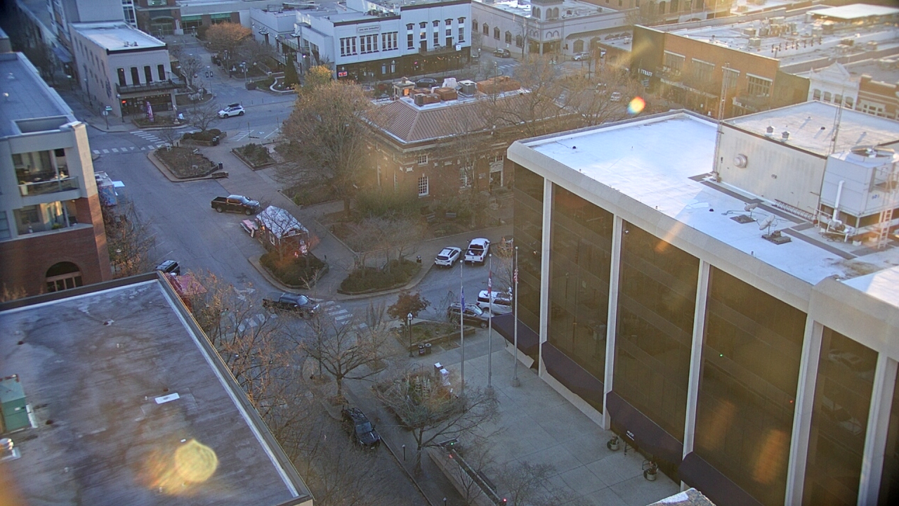 Thumbnail for current weather camera view from The Graduate Hotel in Fayetteville, Arkansas