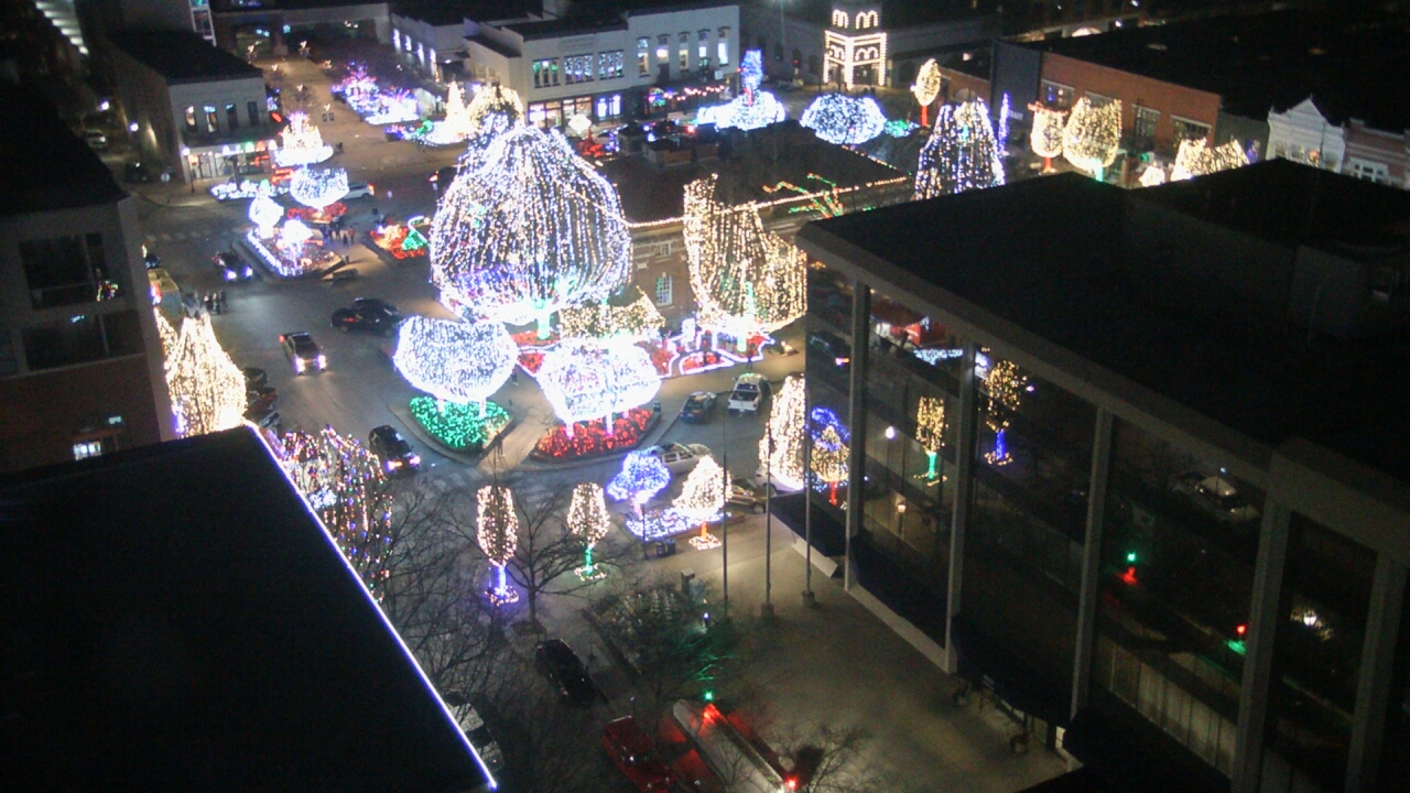 Thumbnail for current weather camera view from The Graduate Hotel in Fayetteville, Arkansas