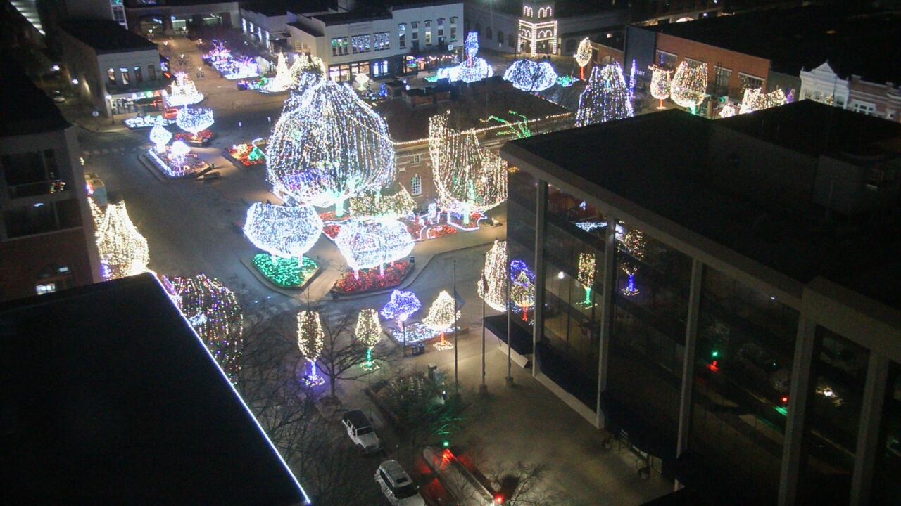 Thumbnail for current weather camera view from The Graduate Hotel in Fayetteville, Arkansas
