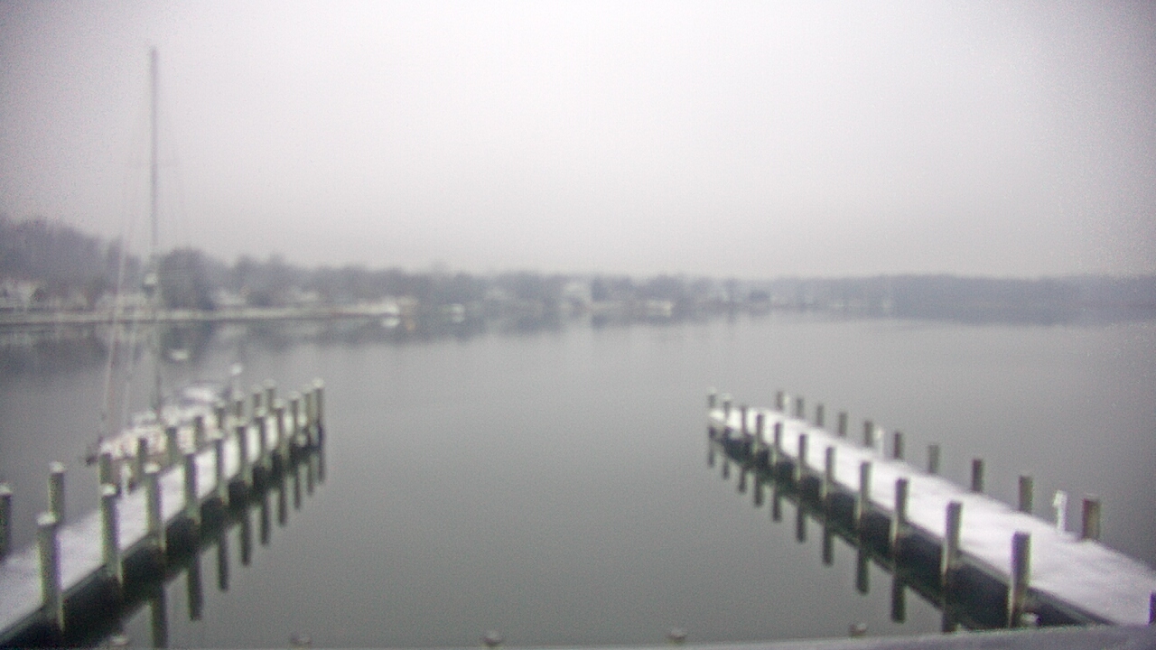 Thumbnail for current weather camera view from Gibson Island Club in Gibson Island, Maryland
