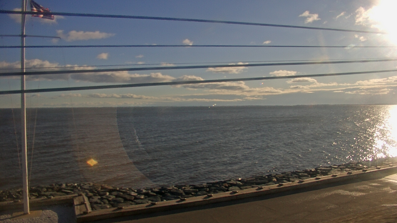 Thumbnail for current weather camera view from Gibson Island Club in Gibson Island, Maryland