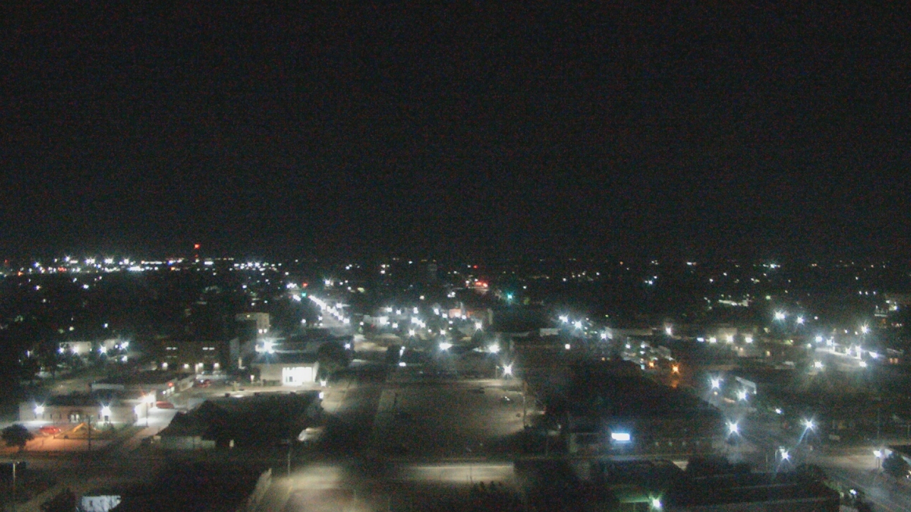 Thumbnail for current weather camera view from Garden City Coop Inc - city center in Garden City, Kansas