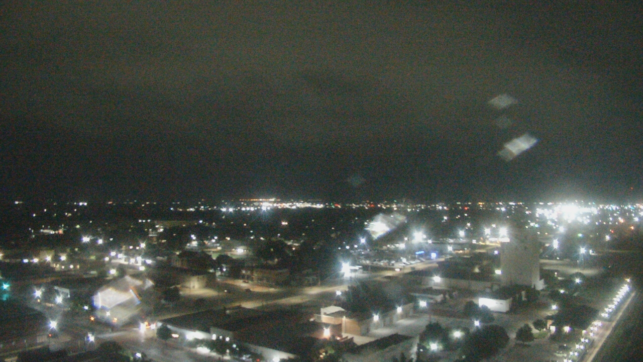 Thumbnail for current weather camera view from Garden City Coop Inc - city center in Garden City, Kansas