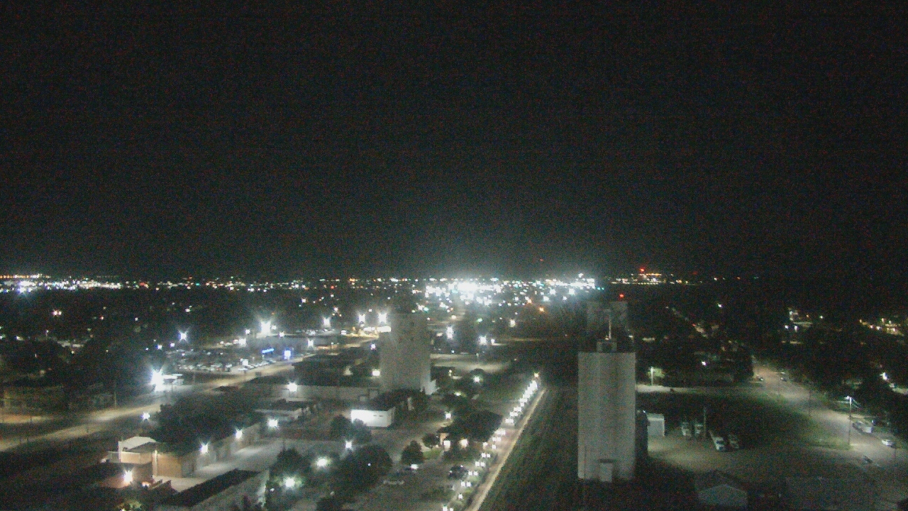 Thumbnail for current weather camera view from Garden City Coop Inc - city center in Garden City, Kansas