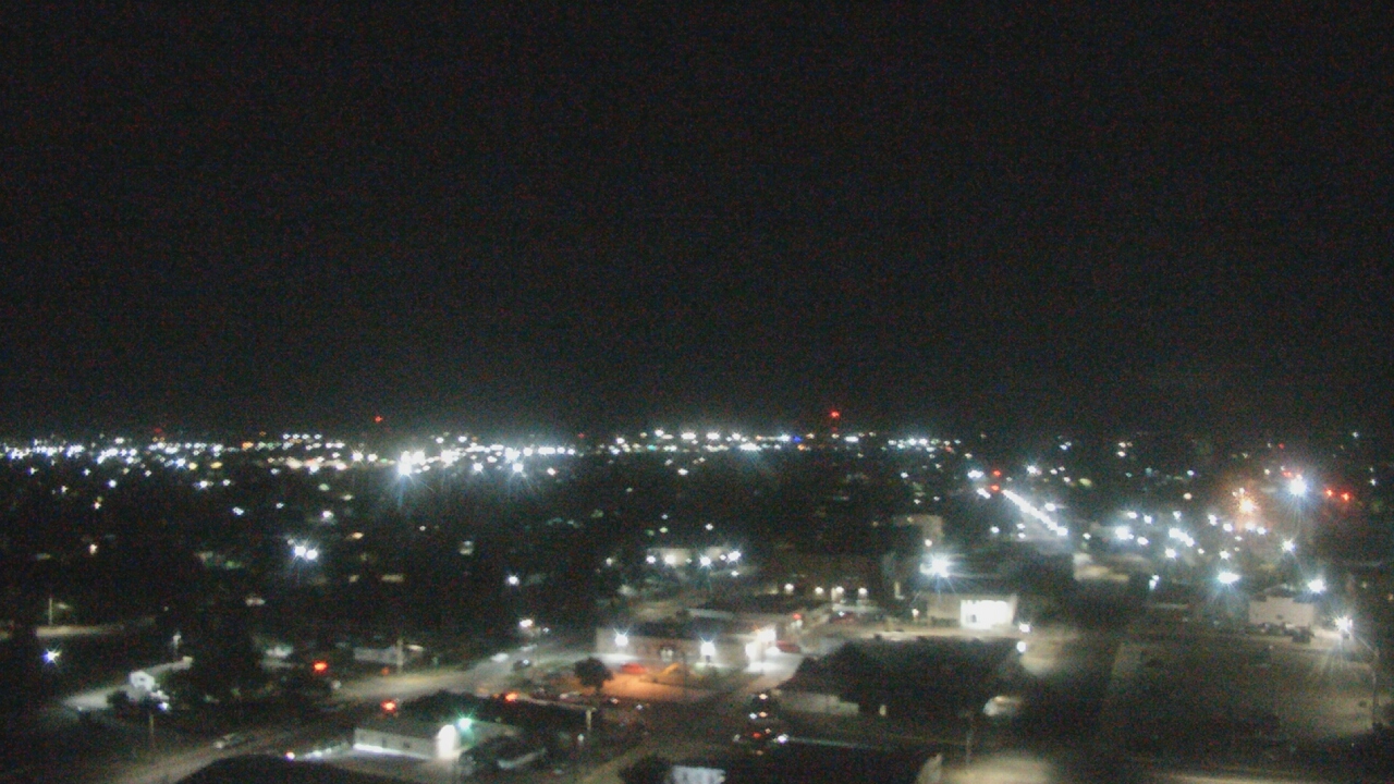 Thumbnail for current weather camera view from Garden City Coop Inc - city center in Garden City, Kansas
