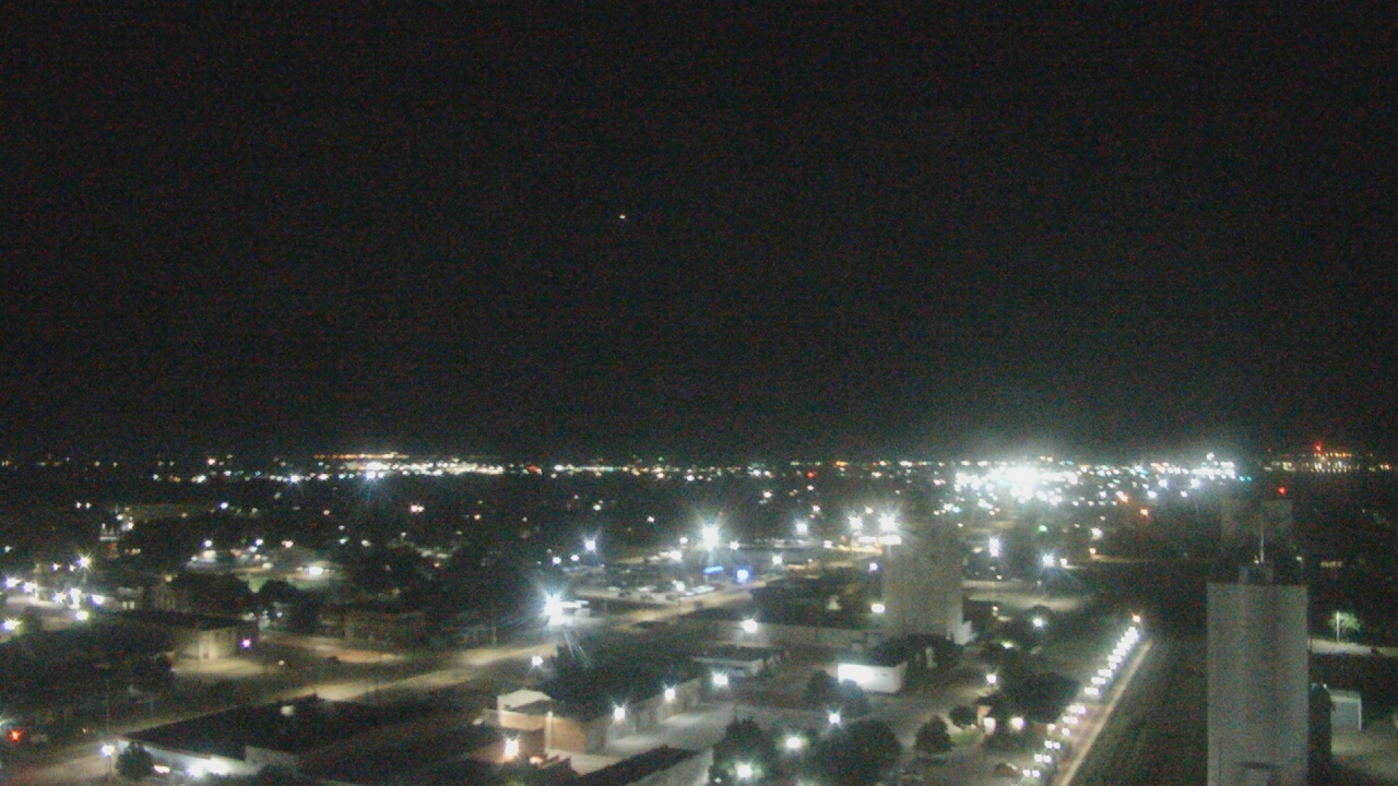 Thumbnail for current weather camera view from Garden City Coop Inc - city center in Garden City, Kansas