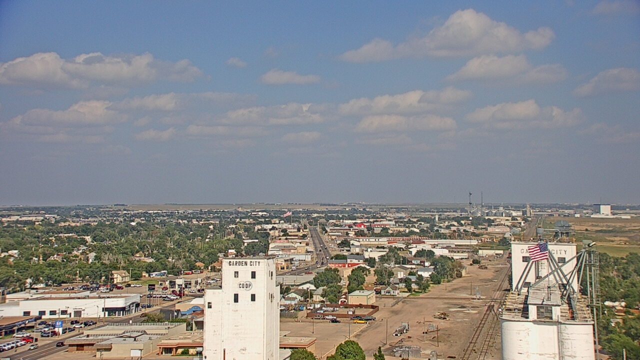 Thumbnail for current weather camera view from Garden City Coop Inc - city center in Garden City, Kansas