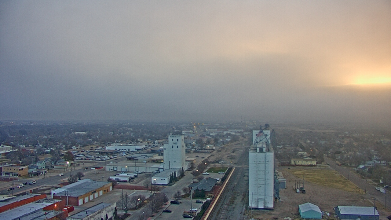 Thumbnail for current weather camera view from Garden City Coop Inc - city center in Garden City, Kansas