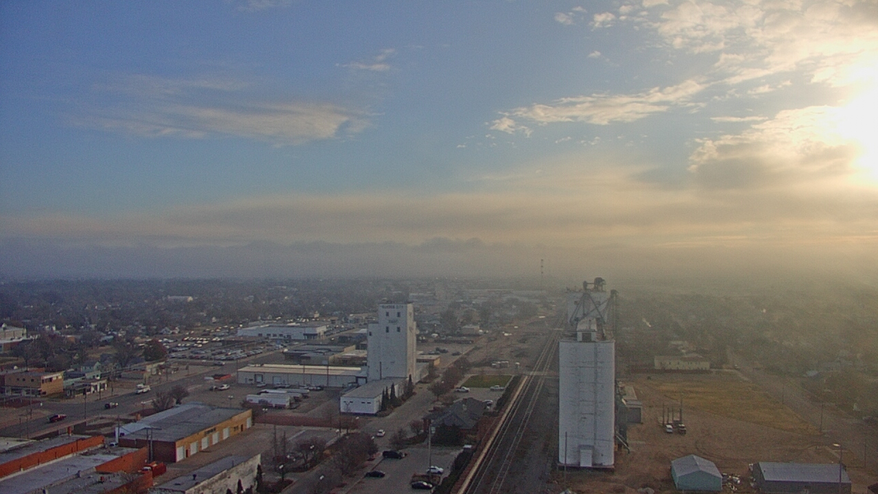 Thumbnail for current weather camera view from Garden City Coop Inc - city center in Garden City, Kansas