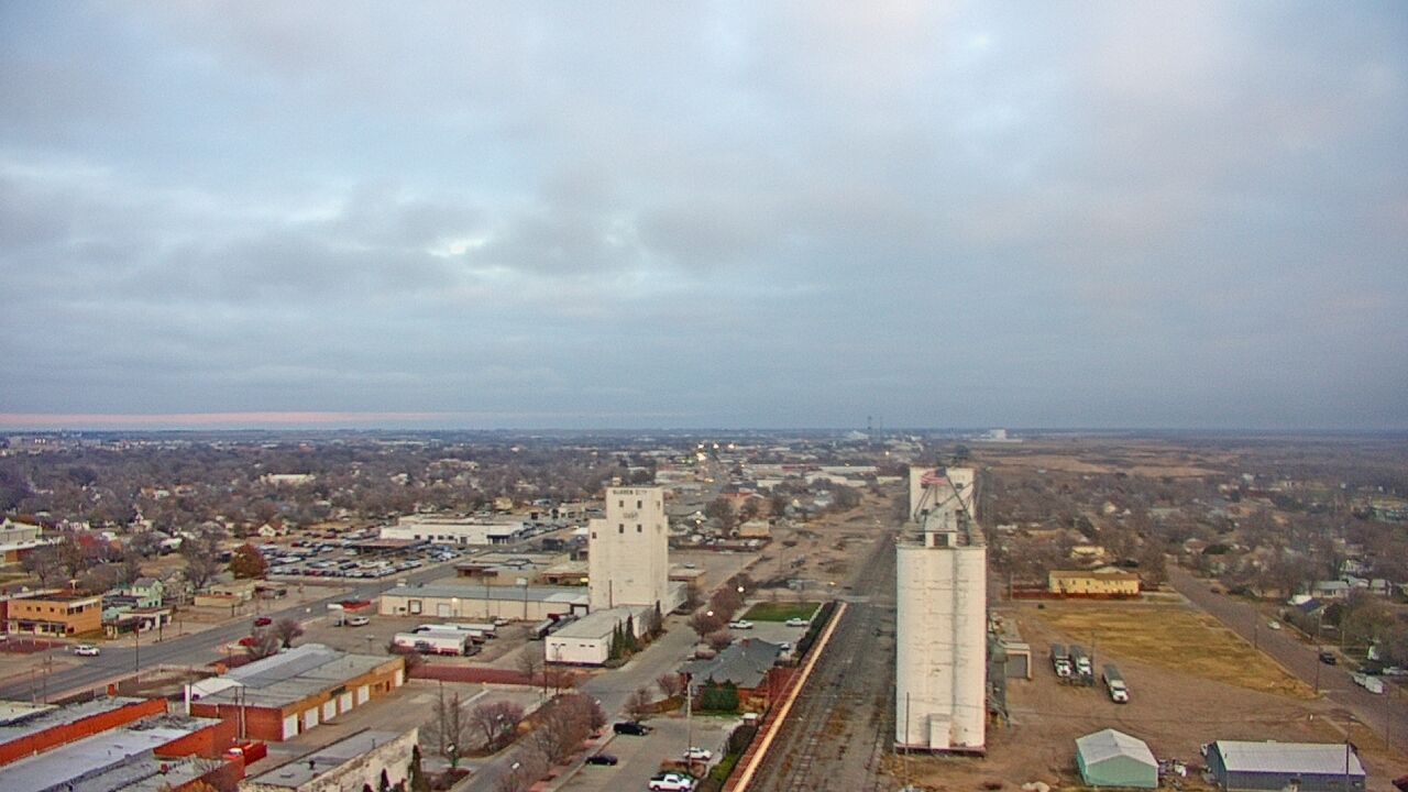 Thumbnail for current weather camera view from Garden City Coop Inc - city center in Garden City, Kansas