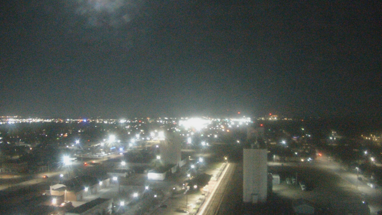 Thumbnail for current weather camera view from Garden City Coop Inc - city center in Garden City, Kansas